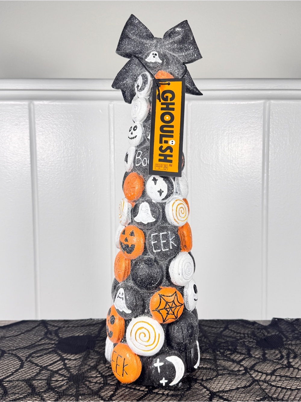 NEW Ghoulish Halloween Tree with Bow Topper